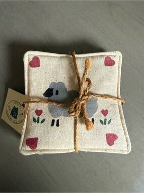 VTG Alice’s Handmade Sheep Flower Print Coaster Set of 4 Cottage Core Beige